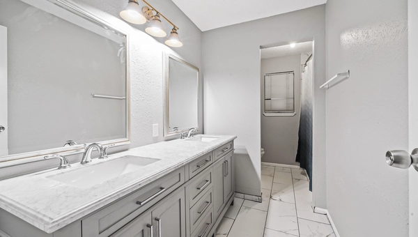 Coliving in Greater Hobby Area - Se Houston, Houston