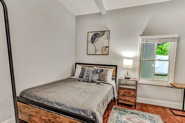 Coliving in College Park JAX - Northside, Jacksonville