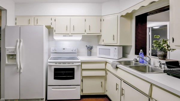 Coliving in University Square - North Tampa, Tampa