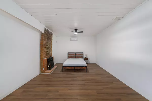 Coliving in Ybor City - Central Tampa, Tampa