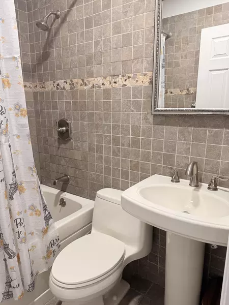 Coliving in Jamaica - Queens, New York