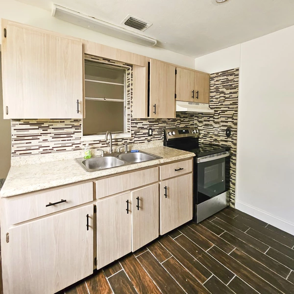 Coliving in Holden Heights - Central Orlando, Orlando