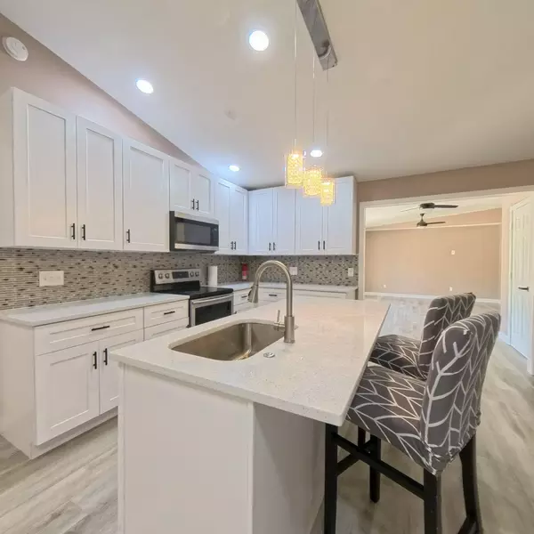 Coliving in Deltona - Outer Orlando, Orlando