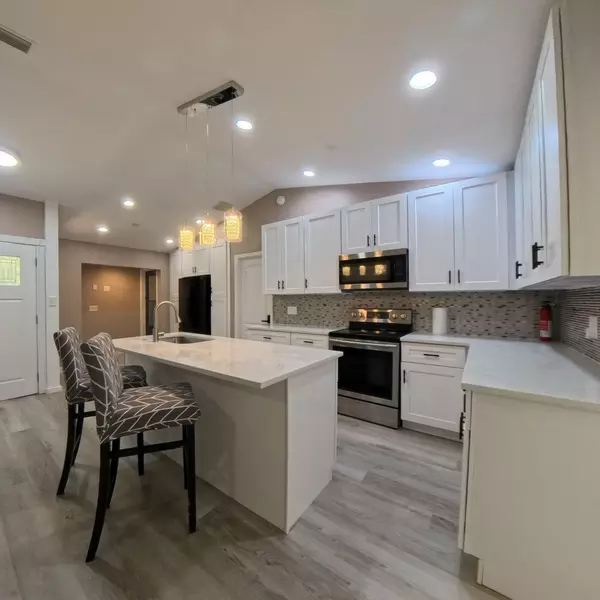 Coliving in Deltona - Outer Orlando, Orlando