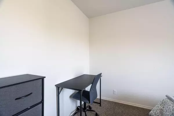 Coliving in Far West Side - West SATX, San Antonio