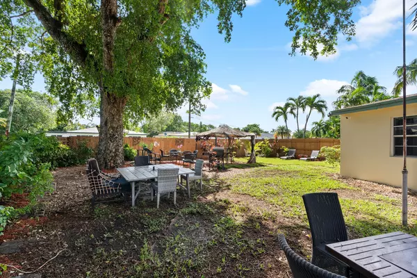 Coliving in Hallandale Beach - Broward County, Miami