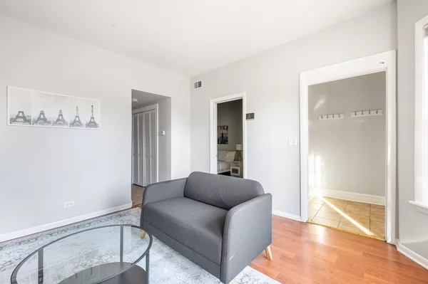 Coliving in Irving Park - Northwest Side, Chicago