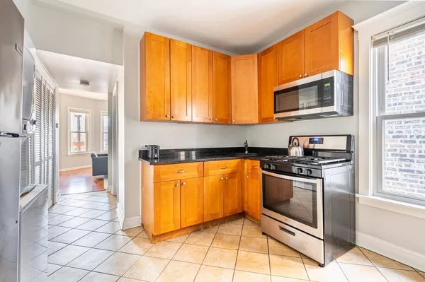 Coliving in Irving Park - Northwest Side, Chicago