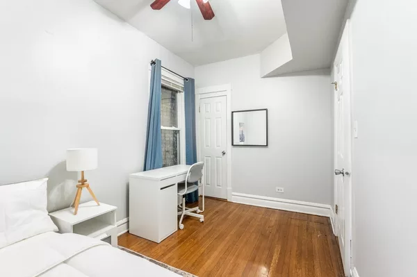Coliving in Irving Park - Northwest Side, Chicago