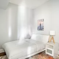 Coliving in Irving Park - Northwest Side, Chicago