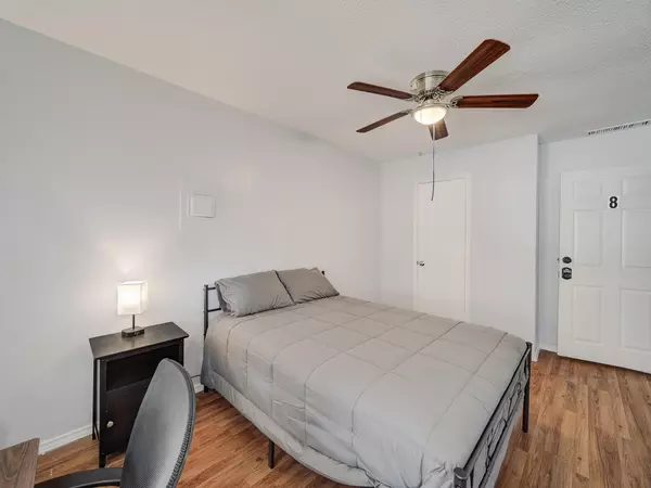 Coliving in Wolf Creek - Sw Dallas, Dallas