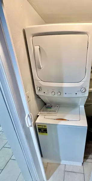 Coliving in Lealman - Clearwater-St. Petersburg, Tampa