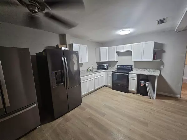 Coliving in Kenwood - Clearwater-St. Petersburg, Tampa