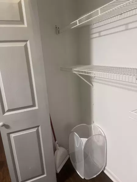 Coliving in Idlewild South - East Charlotte, Charlotte