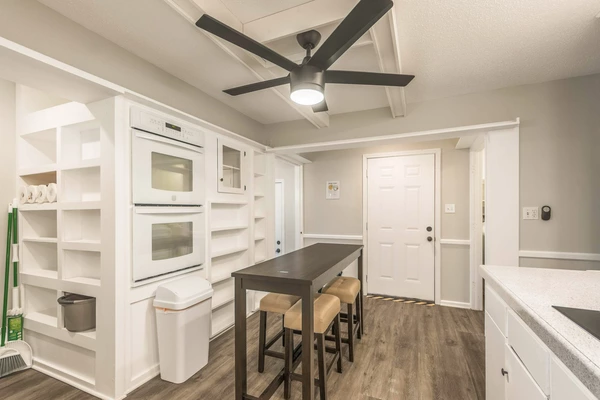 Coliving in Raytown - Outer KCMO, Kansas City