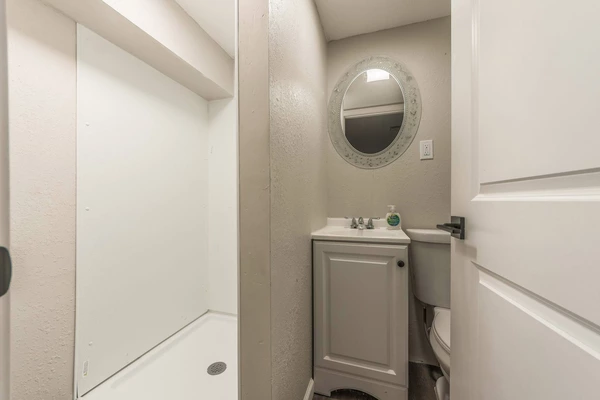 Coliving in Raytown - Outer KCMO, Kansas City