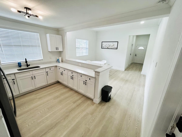 Coliving in Ybor City - Central Tampa, Tampa