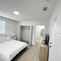 Coliving in Ybor City - Central Tampa, Tampa