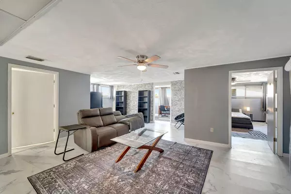 Coliving in Port Charlotte - North Port, Sarasota
