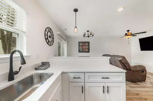 Coliving in Westchester - West Charlotte, Charlotte