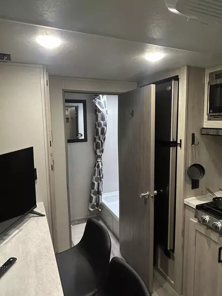 Coliving in Cedar Hills - Westside, Jacksonville