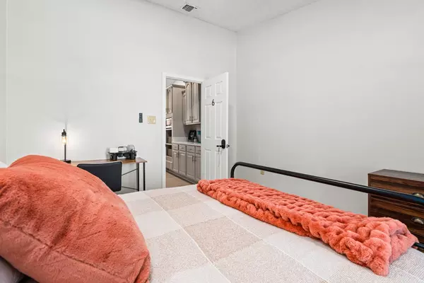 Coliving in Uptown Central - North SATX, San Antonio