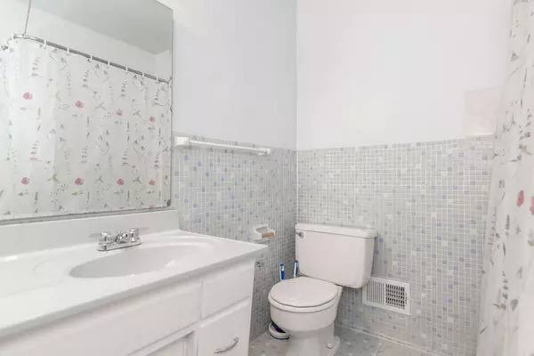 Coliving in Red Bridge - KCMO, Kansas City