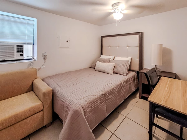 Coliving in Kenwood - Clearwater-St. Petersburg, Tampa