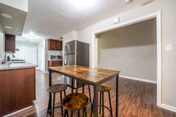 Coliving in Allendale - Se Houston, Houston