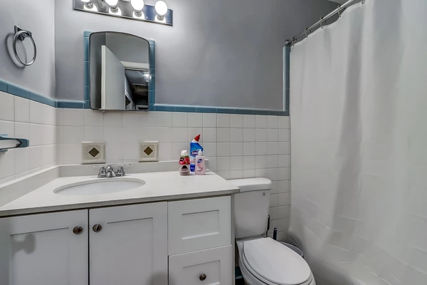 Coliving in Cedar Hills - Westside, Jacksonville