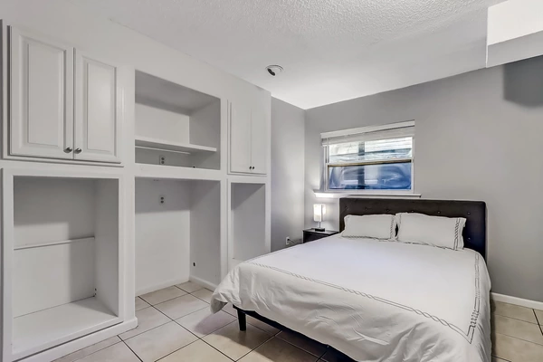 Coliving in Cedar Hills - Westside, Jacksonville