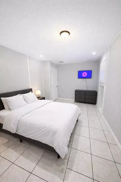 Coliving in Cedar Hills - Westside, Jacksonville