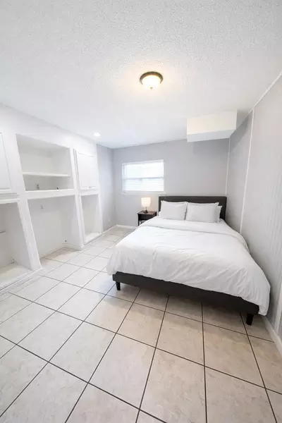 Coliving in Cedar Hills - Westside, Jacksonville