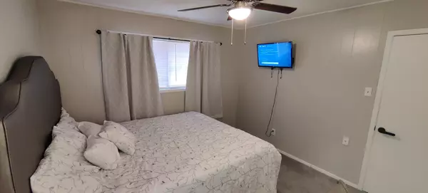 Coliving in Spring Branch Central - Nw Houston, Houston