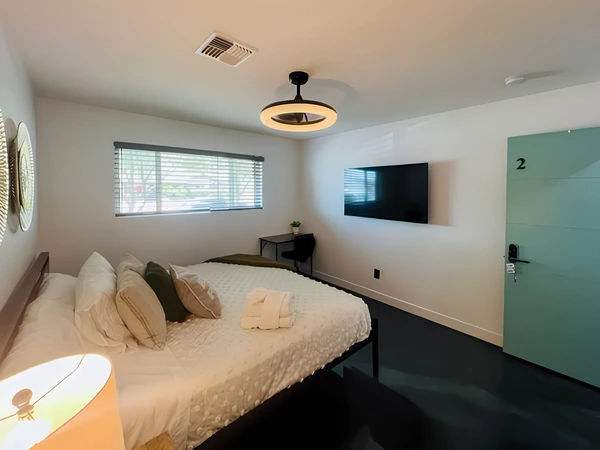 Coliving in South Scottsdale - NE Valley, Phoenix