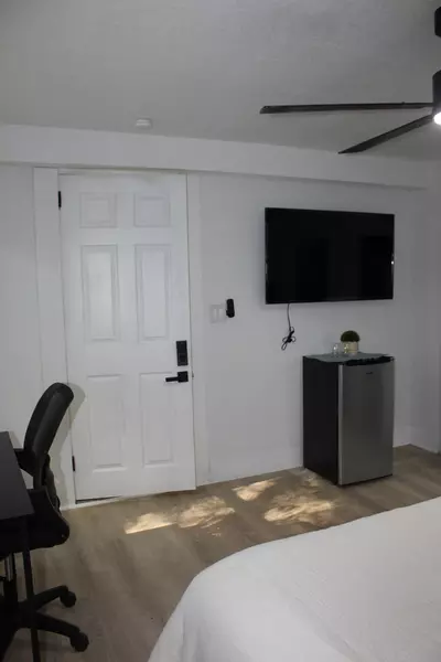 Coliving in DeLand - Outer Orlando, Orlando