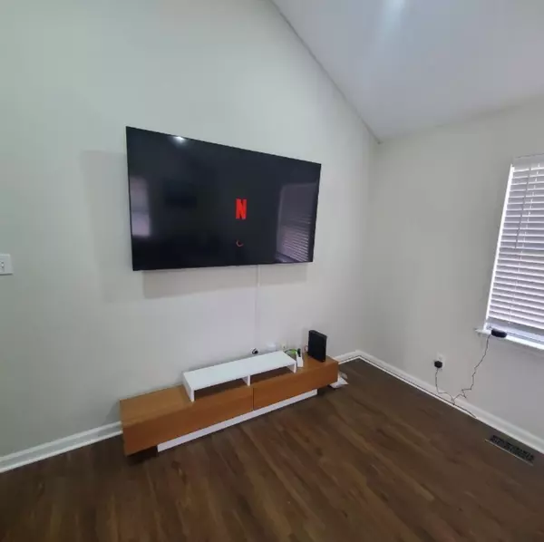 Coliving in Wesley Heights - Central Charlotte, Charlotte