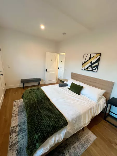 Coliving in Long Beach - The Harbor, Los Angeles