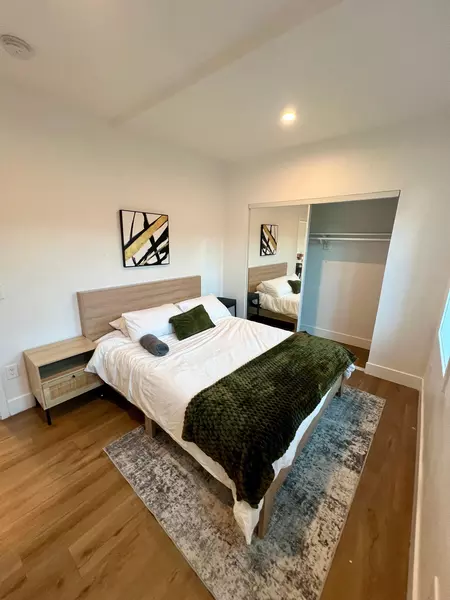 Coliving in Long Beach - The Harbor, Los Angeles