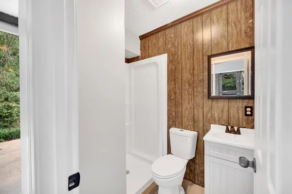 Coliving in West Sugar Creek - North Charlotte, Charlotte