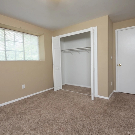 Coliving in McAlpine - South Charlotte, Charlotte