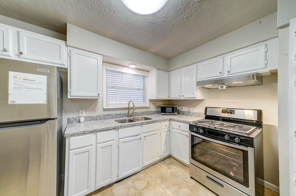 Coliving in Pasadena - Se Houston, Houston