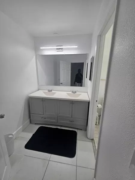 Coliving in Coral Springs - Broward County, Miami