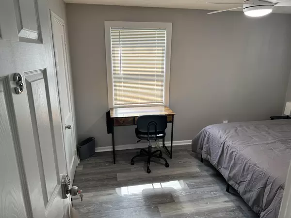 Coliving in Lealman - Clearwater-St. Petersburg, Tampa
