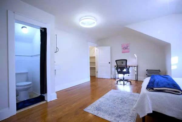 Coliving in Ivanhoe - KCMO, Kansas City