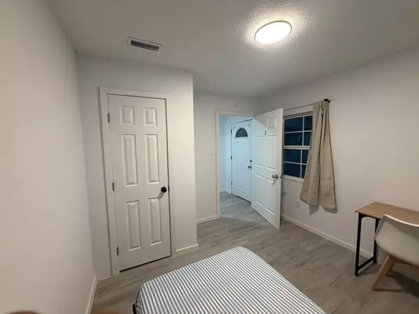 Coliving in Grand Prairie - Sw Dallas, Dallas