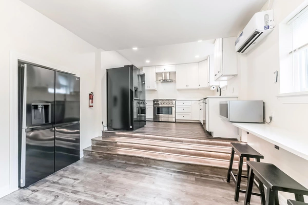 Coliving in Greater Hobby Area - Se Houston, Houston