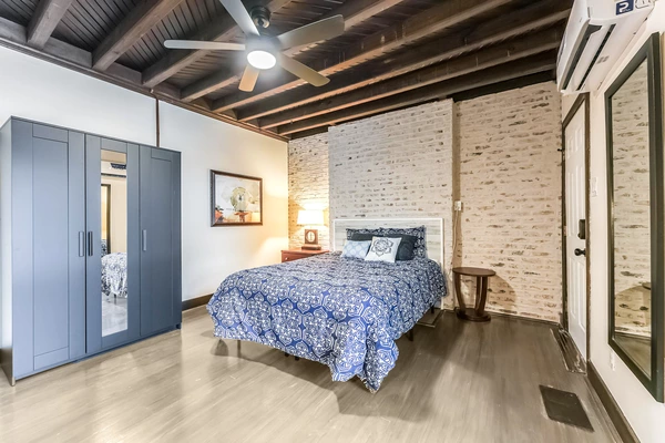 Coliving in Greater Hobby Area - Se Houston, Houston