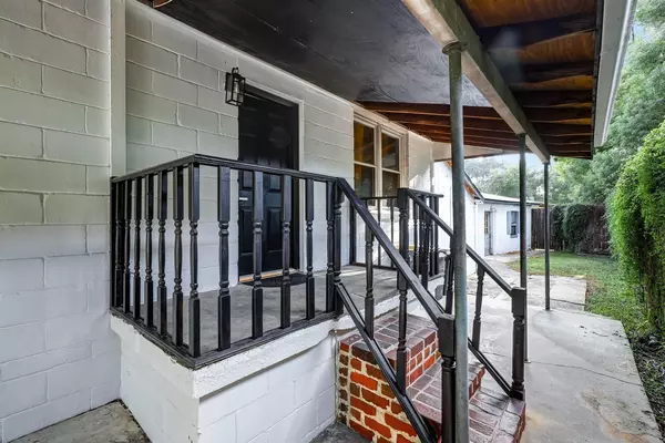 Coliving in College Park JAX - Northside, Jacksonville