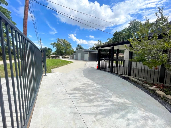 Coliving in Spring - Ne Houston, Houston